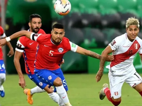 Ruidíaz prende las alarmas en Perú previo al duelo con Chile