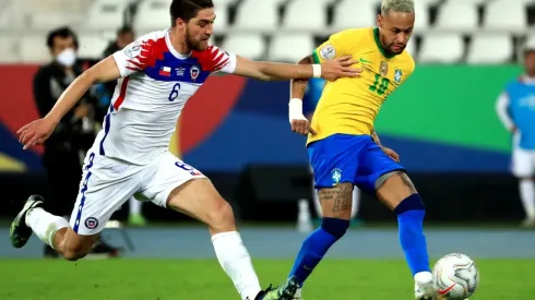 Sierralta es la nueva baja de Chile para las eliminatorias a Qatar 2022