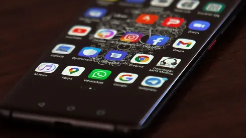 Facebook, Instagram y WhatsApp reportan falla masiva a nivel mundial