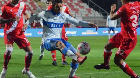 Fernando Zampedri espera sumar la quinta victoria consecutiva de Universidad Católica ante Unión Española