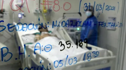 ¿Cuántos casos covid hay este miércoles 6 de octubre en Chile?