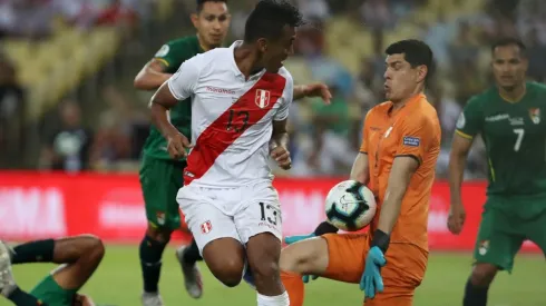 Renato Tapia es duda pare el duelo de Perú contra Bolivia.
