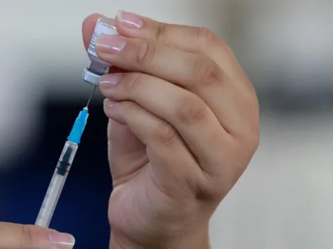 ¿Quiénes pueden vacunarse contra el Covid-19 este 12 de octubre?