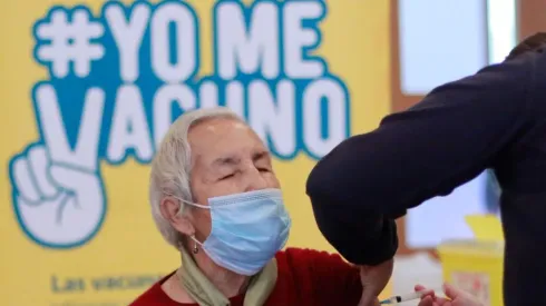 ¿Quiénes deben vacunarse este miércoles 13 de octubre?