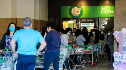 ¿Cuál es el horario de funcionamiento de los supermercados Jumbo esta semana?