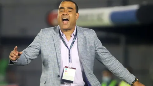 Mientras en Venezuela siguen buscando entrenador definitivo, Leonardo González sigue demostrando un buen nivel con la Vinotinto. Foto: Getty Images