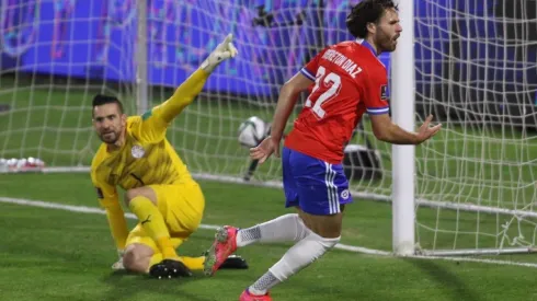 Brereton celebrando ante Paraguay
