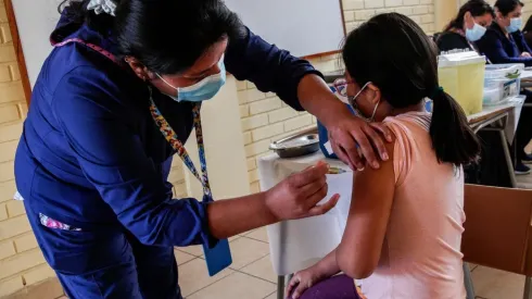 ¿Quiénes se tienen que vacunar este jueves 14 de octubre?