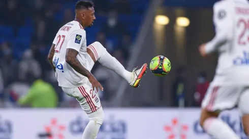 El experimentado Jerome Boateng debutó con el Olympique de Lyon.
