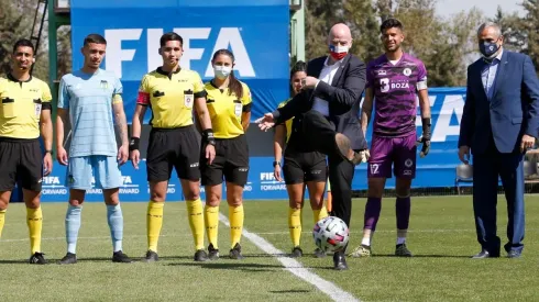 Gianni Infantino participa en la jornada de Fútbol Joven en la ANFP con el puntapié inicial del duelo entre O'Higgins vs Santa Cruz: Foto: ANFP