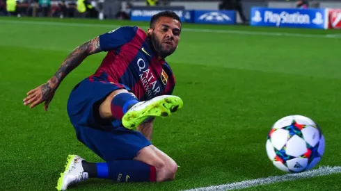 Dani Alves se ofreció para volver a Barcelona en esta temporada.