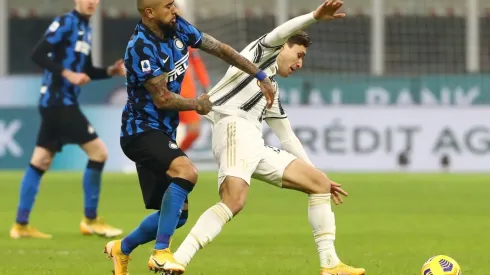 Arturo Vidal anotó un gol clave en la victoria de Inter sobre Juventus en la temporada pasada