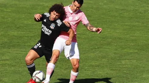 Falcón marcando a Zampedri