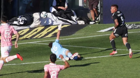 Parraguez fue el héroe de los albos ante la UC.