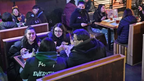 ¿Hay toque de queda en alguna Fase del Plan Paso a Paso?