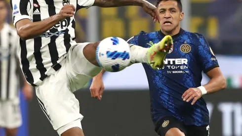 Alexis Sánchez jugó tres partidos completos por la selección chilena en octubre, pero en Inter todavía no ha sido titular esta temporada