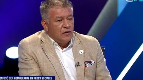 Claudio Borghi se mostró contrario a que circunstancias como las que vive Colo Colo puedan tener consecuencias para jugadores en formación