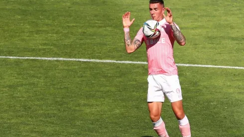 Los Cruzados también están en cuarentena, pero no han pedido suspender su encuentro por el Campeonato.