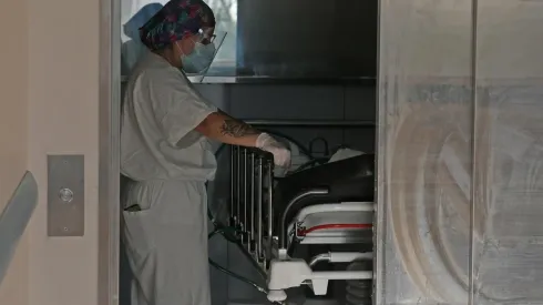 Conoce más detalles de la preocupante cifra de casos que se registra este viernes en Chile.