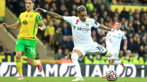 Raphinha volvió a brillar como la figura en el Leeds de Marcelo Bielsa