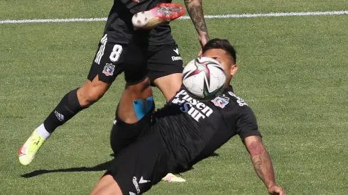 Colo Colo se queda con cinco jugadores y avanza la suspensión del partido con Wanderers.