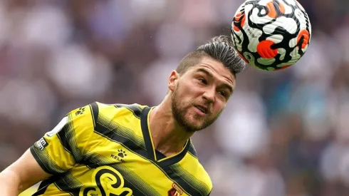 Adelantan que Sierraltan renovó contrato con el Watford hasta 2017.