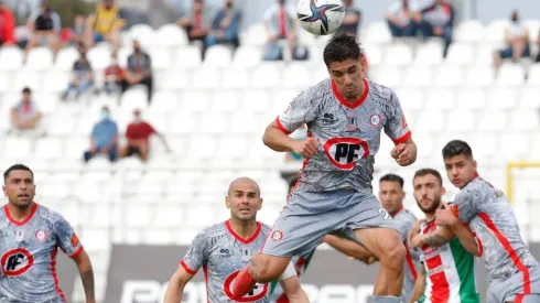 La Calera sigue luchando arriba