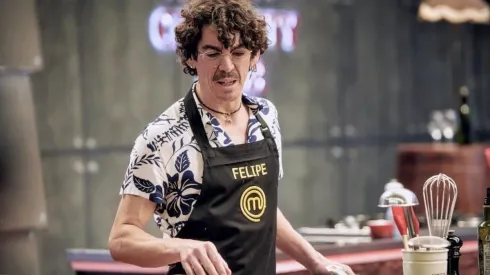 Felipe Ríos cocinando en Masterchef Celebrity.