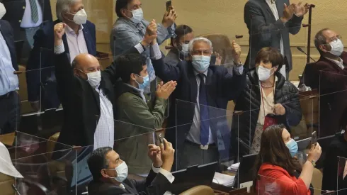 ¿Se podría destituir al Presidente Piñera?