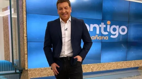 Julio César Rodríguez en el set de Contigo en la Mañana.