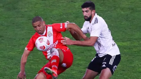 Colo Colo visita a un Curicó que pelea por salir del descenso y la promoción.