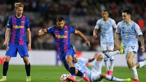 Sergio Agüero espera poder volver a las canchas pese a la arritmia.