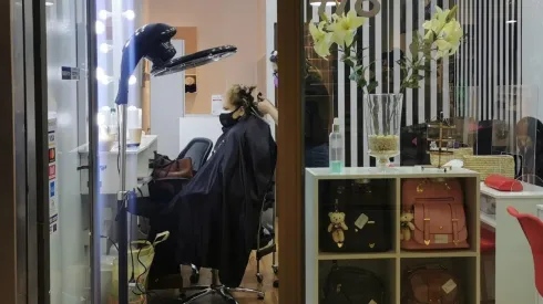 Mujeres con trabajo también pueden obtener bonos.