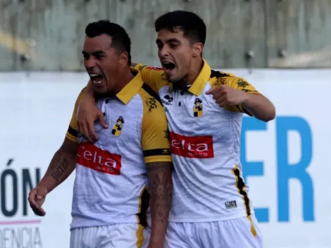 Esteban Paredes quiere seguir: "Voy a jugar un año más"