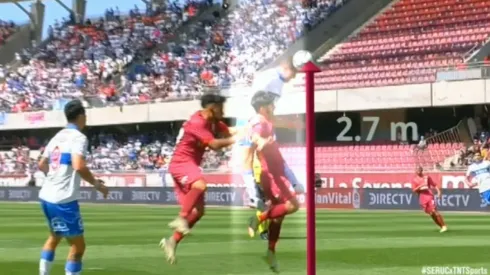 El salto de Clemente Montes en su golazo a La Serena.