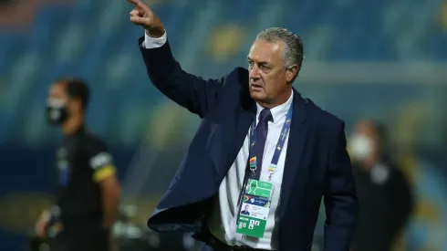 Gustavo Alfaro estará en la banca de Ecuador este martes