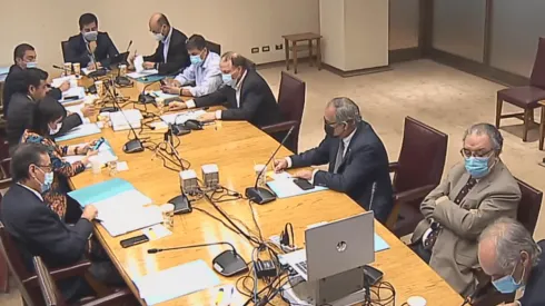 ¿A qué hora comienza la sesión de la Comisión Mixta?