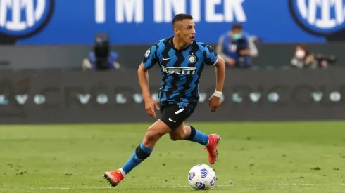 Alexis sigue a espera de los exámenes médicos del Inter tras lesionarse con la Roja.