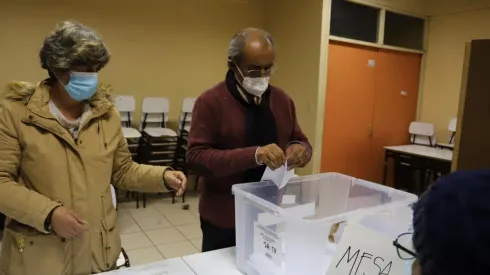 ¿Qué tengo que llevar para las Elecciones de este domingo y qué ocurre si me célula de identidad está vencida?