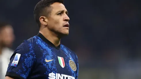 Alexis Sánchez estará 15 días fuera de las canchas por una lesión en los flexores por lo que se perderá varios partidos del cuadro nerazzurro