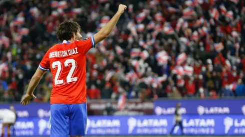 El artillero reveló detalles desconocidos de su historia con Chile.