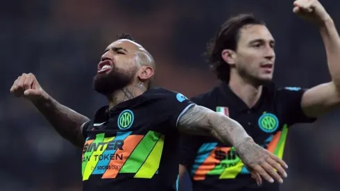 Arturo Vidal ingresó desde la banca y fue el soporte del Inter en el final