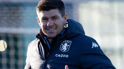 Steven Gerrard cambia alimentación de Aston Villa