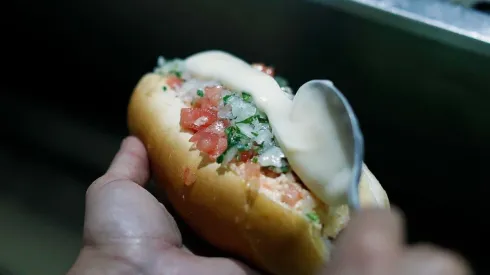 La mayonesa es el ingrediente perfecto para un completo casero.