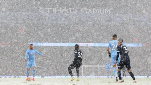 Triunfo del City contra el West Ham bajo la nieve.