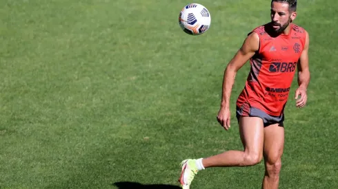 El Huaso es titular en el Centenario