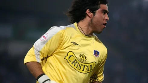 Claudio Bravo tiene en sus planes la posibilidad de regresar a Colo Colo, pero exige que se cumplan ciertas condiciones