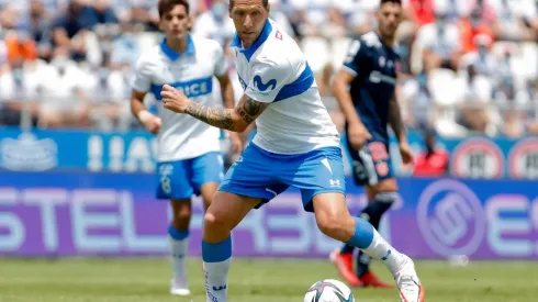 Luciano Aued aplaudió el trabajo de Cristián Paulucci en la banca de la UC que los tiene a punto de conseguir un histórico tetracampeonato.