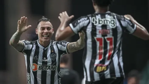 Edu Vargas y festejos ante Bahia: Atlético Mineiro campeón en Brasil.