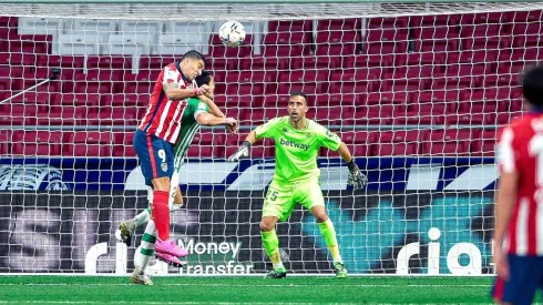 UEFA sanciona al Betis y lo amenaza con dejarlo sin competiciones